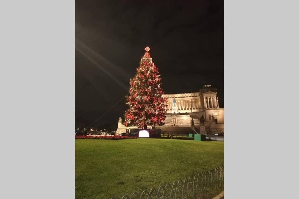 Ecce Roma