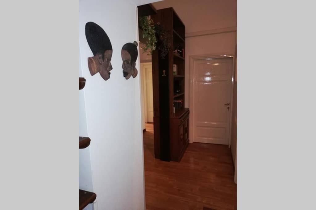Ecce Apartamento *